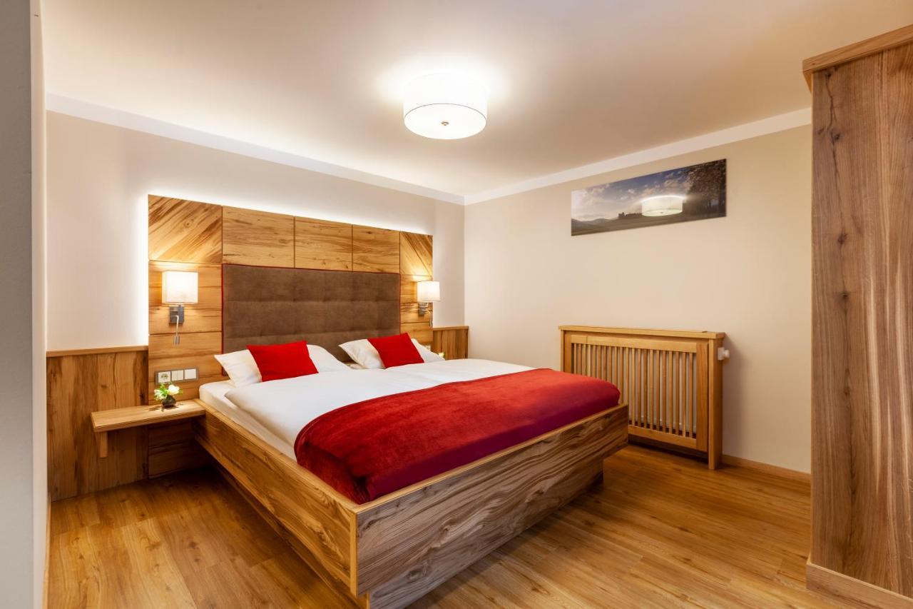 Genusshotel Hohenbogen Neukirchen beim Heiligen Blut Luaran gambar